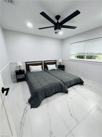 4439 Parrot AVE, Naples, FL 34104