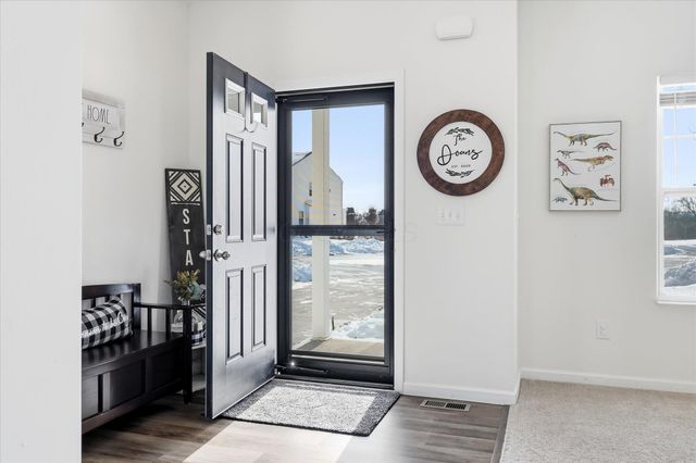 528 Golden Pond Avenue, Johnstown, OH 43031