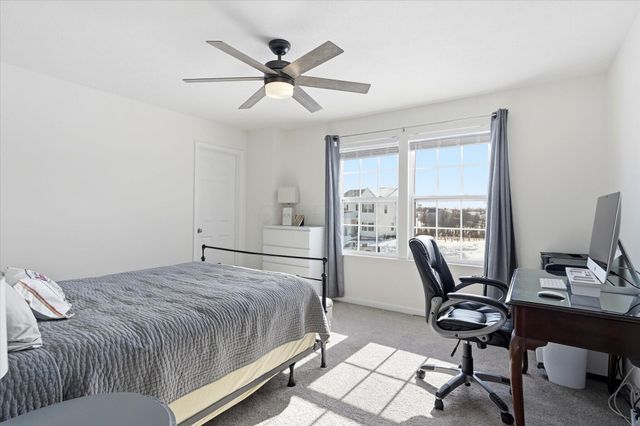 528 Golden Pond Avenue, Johnstown, OH 43031