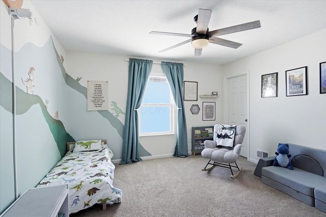 528 Golden Pond Avenue, Johnstown, OH 43031