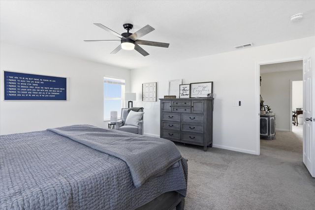 528 Golden Pond Avenue, Johnstown, OH 43031