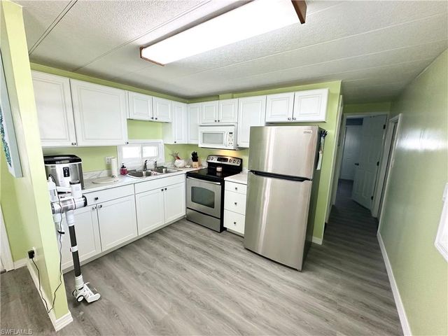 11371 Bayside BLVD, Fort Myers Beach, FL 33931