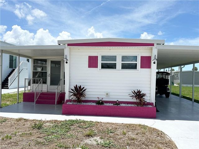 11371 Bayside BLVD, Fort Myers Beach, FL 33931