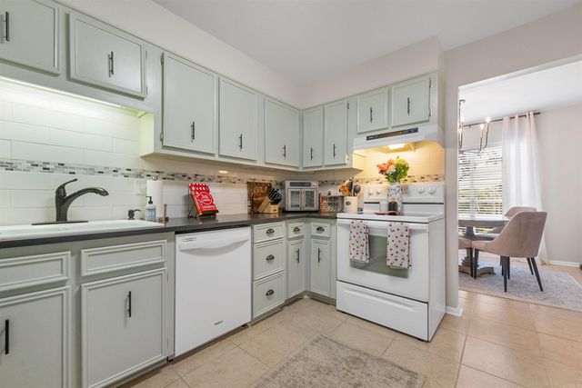 2007 Dakota, North Little Rock, AR 72116