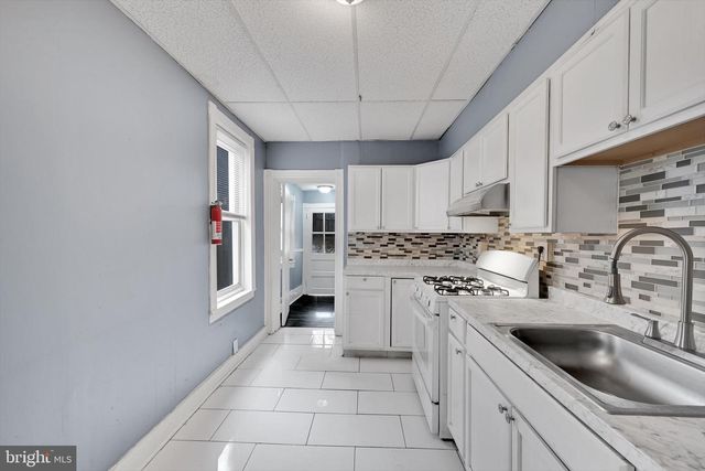 1634 MUHLENBERG ST, Reading, PA 19606