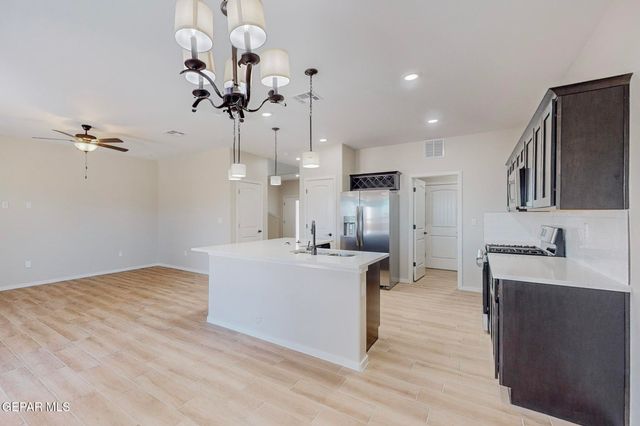 516 LOGWOOD Avenue, Canutillo, TX 79835