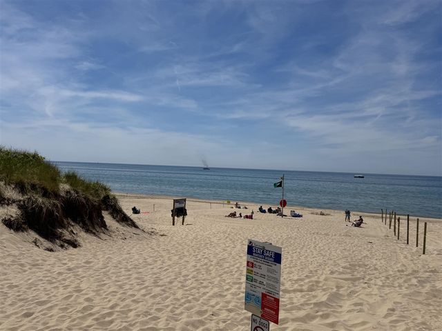 748 Green Street, South Haven, MI 49090