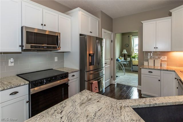 963 Cook Drive, Canal Fulton, OH 44614