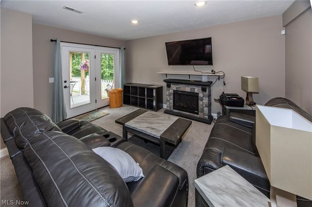 963 Cook Drive, Canal Fulton, OH 44614