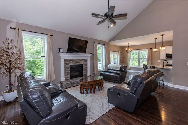 963 Cook Drive, Canal Fulton, OH 44614