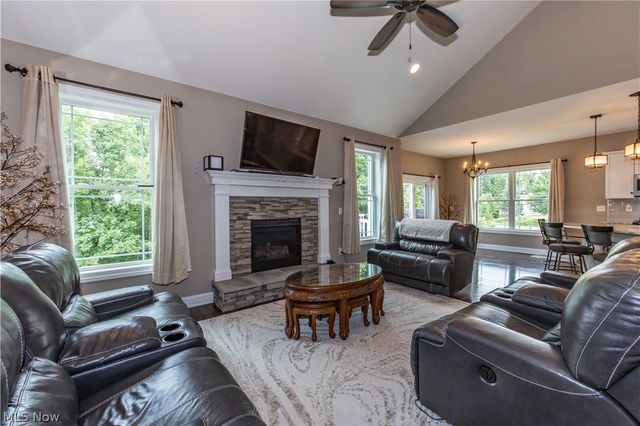 963 Cook Drive, Canal Fulton, OH 44614