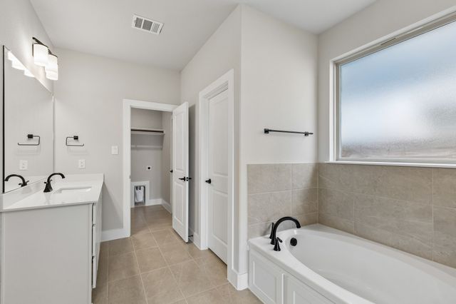 2259 Railhead Trail, Waxahachie, TX 75165