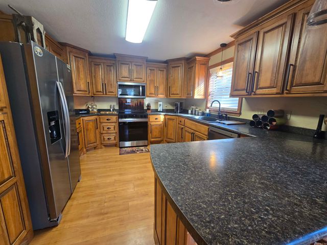 151 CR 901, Midway, AR 72651