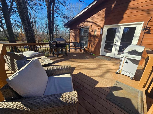 151 CR 901, Midway, AR 72651