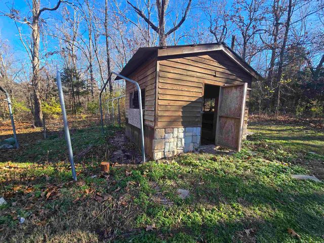 151 CR 901, Midway, AR 72651