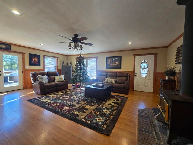 151 CR 901, Midway, AR 72651