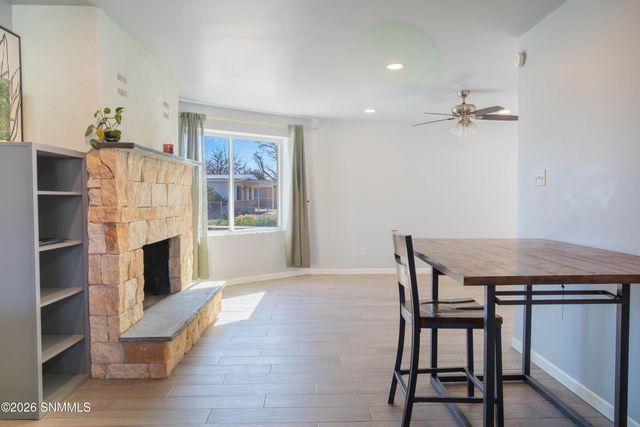 1035 E Mulberry Avenue, Las Cruces, NM 88001