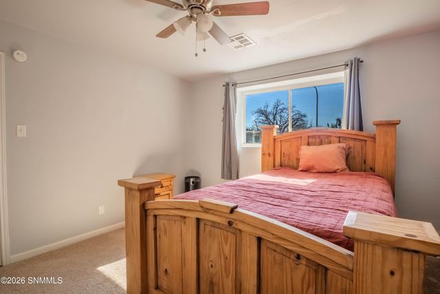 1035 E Mulberry Avenue, Las Cruces, NM 88001