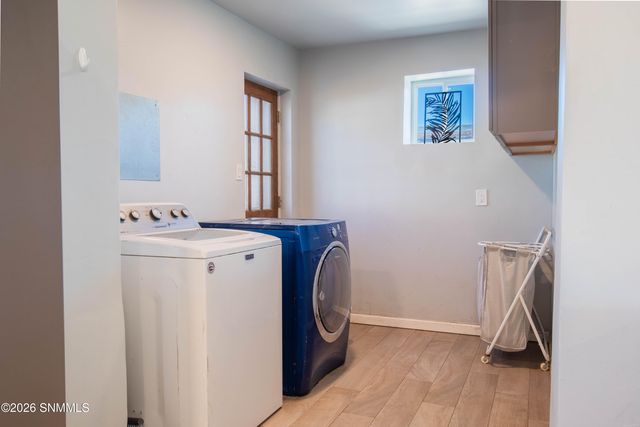 1035 E Mulberry Avenue, Las Cruces, NM 88001