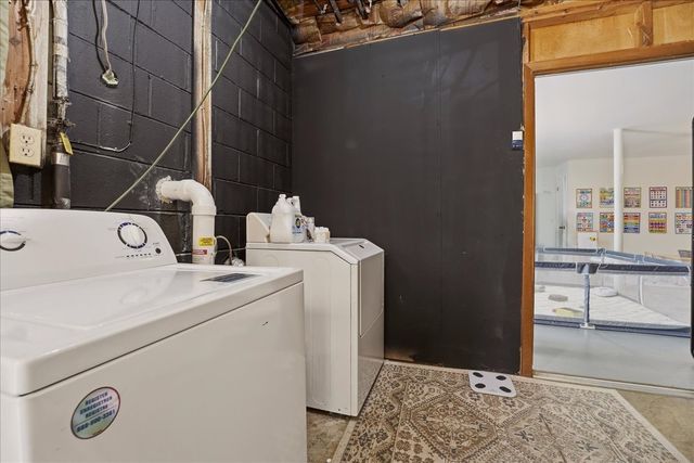 250 Bonnacroft Dr, Hermitage, TN 37076