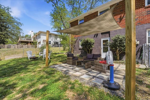 250 Bonnacroft Dr, Hermitage, TN 37076