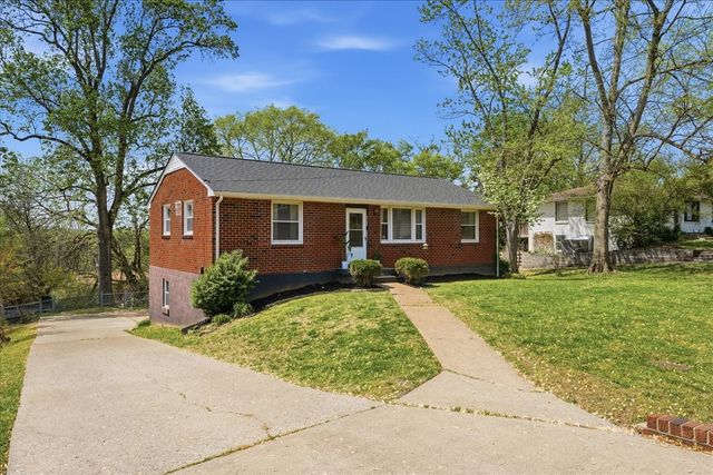 250 Bonnacroft Dr, Hermitage, TN 37076