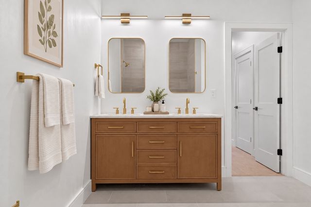13 Clyde St B, Somerville, MA 02145