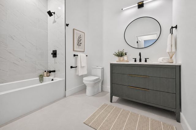 13 Clyde St B, Somerville, MA 02145