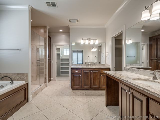 12718 S 2nd Street, Jenks, OK 74037