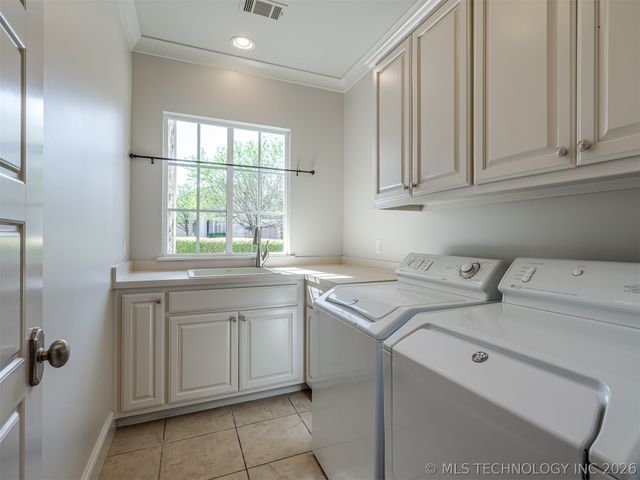 12718 S 2nd Street, Jenks, OK 74037