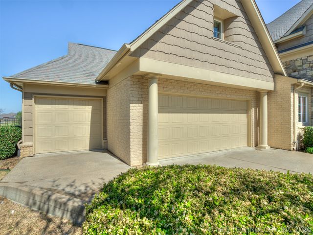 12718 S 2nd Street, Jenks, OK 74037