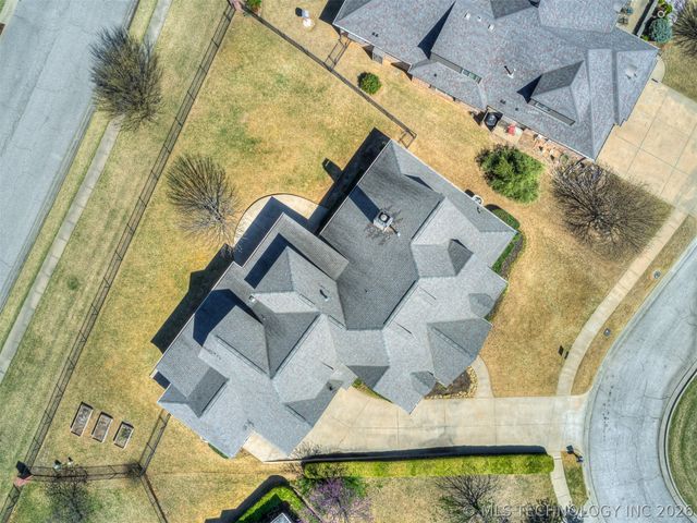 12718 S 2nd Street, Jenks, OK 74037