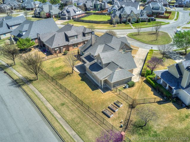 12718 S 2nd Street, Jenks, OK 74037