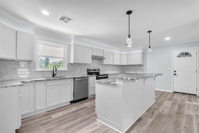 2330 County Road 57 ., Prattville, AL 36067
