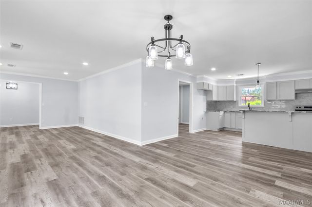 2330 County Road 57 ., Prattville, AL 36067