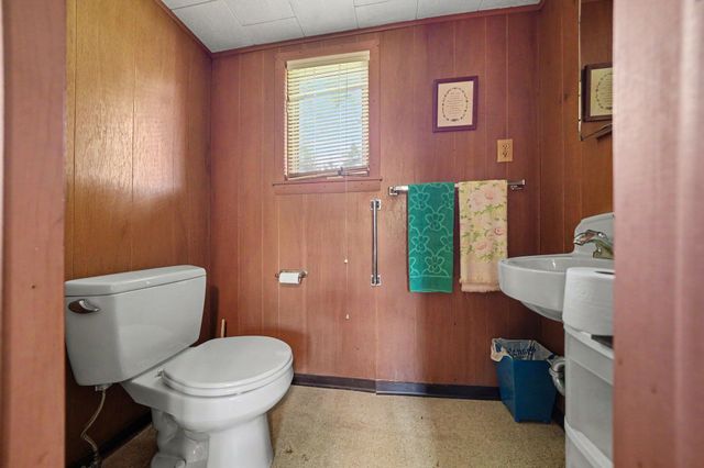 1401 71st Street, Ganges Twp, MI 49408