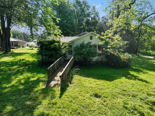 1401 71st Street, Ganges Twp, MI 49408