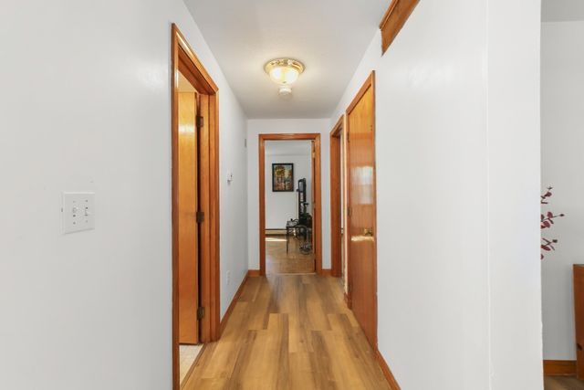 8 Fearing Hill Rd, Wareham, MA 02571