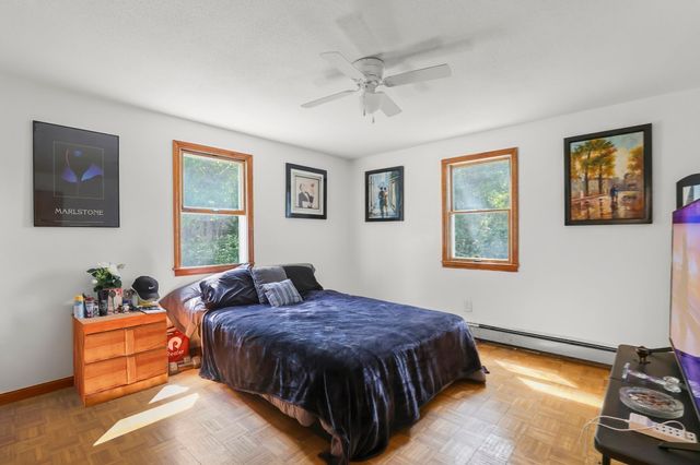 8 Fearing Hill Rd, Wareham, MA 02571