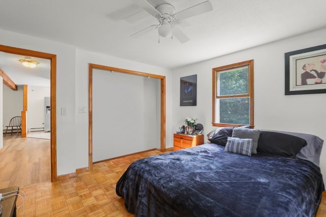 8 Fearing Hill Rd, Wareham, MA 02571