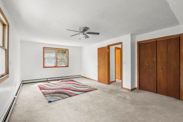 8 Fearing Hill Rd, Wareham, MA 02571