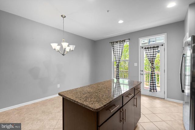 7204 WINDING HILLS DR, Hanover, MD 21076