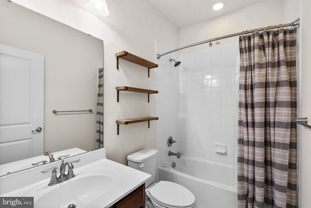 7204 WINDING HILLS DR, Hanover, MD 21076