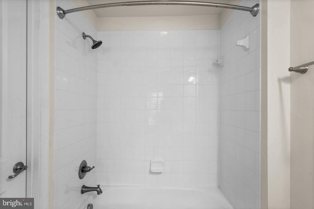 7204 WINDING HILLS DR, Hanover, MD 21076