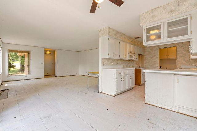 139 Lakeshore Drive, Kimberling City, MO 65686