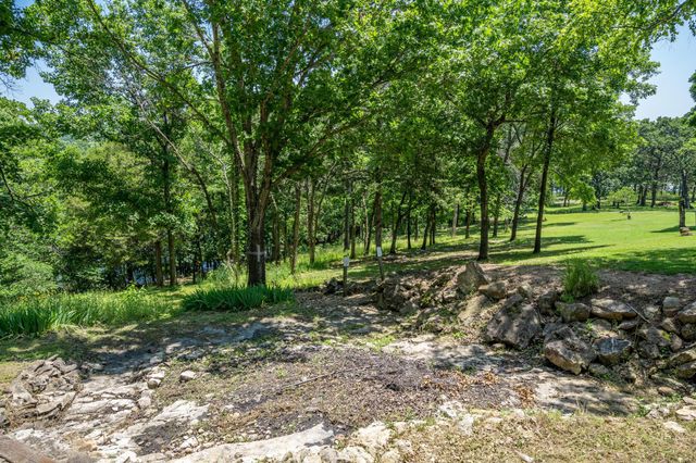 139 Lakeshore Drive, Kimberling City, MO 65686