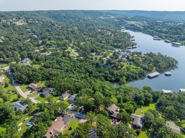 139 Lakeshore Drive, Kimberling City, MO 65686