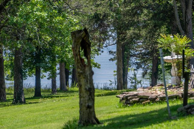 139 Lakeshore Drive, Kimberling City, MO 65686