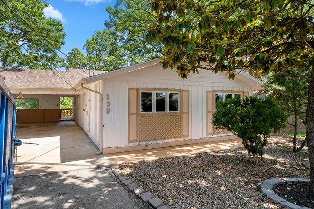 139 Lakeshore Drive, Kimberling City, MO 65686