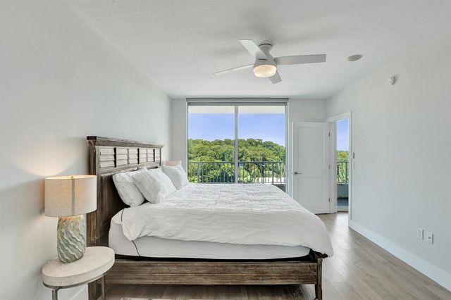 700 E Boynton Beach Boulevard 406, Boynton Beach, FL 33435